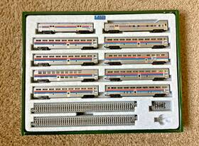 106-079 Kato N-scale Amtrak El Capitan 10 Car Set 9 Lighted
