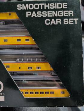 106-1101 Kato N Scale Trains Union Pacific -1 Smoothside Passenger 4 Car Set B #106-1101