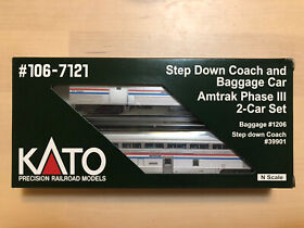 106-7121 Kato N Scale Amtrak Phase Iii Step Down Coach And Baggage Set