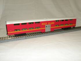 4-window Kato 35-6034a Ho Rock Island Bi-level Passenger Car Coach #157 With Lights 4-window Kato 35-6034a Ho Rock Island Bi-level Passenger Car Coach #157 With Lights