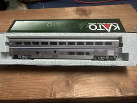 35-6085 Kato Ho Scale Superliner I Sleeper Amtrak 32011 Phase Vi