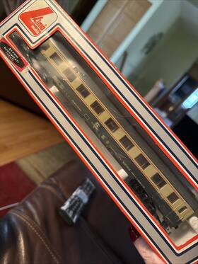 208055 Lima Lg Ho Scale Passenger Car Fs - Broken Truck See Pics