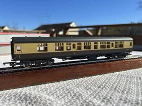 305313w Lima 305313 Oo Chocolate And Cream Mk1 Full Composite Coach - Excellent Boxed