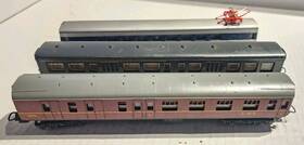 34722 Lima Ho Scale Passenger Car Set 3 Cars 34722 Lima Ho Scale Passenger Car Set 3 Cars