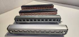 5185 Lima Ho Scale Passenger Car Set 4 Cars