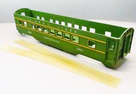2400-09 Lionel Postwar Part Maplewood Shell And Window Strips Intact C7