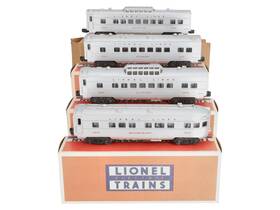 2432s Lionel Vintage O Lines Illuminated Passenger Cars 2432 2434 And 2436