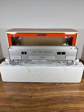 6-15181 Lionel New York Central 9100 Streamlined Passenger With Box Nyc Silver