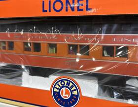 6-25547 Lionel Southern Pacific Lines Sleeper Car Inch Dewit Heavyweight Daylight