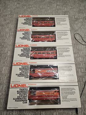 6-9589-9593 Lionel #6-9589-#6-9593 O Ga Southern Pacific Inch Daylight 5-aluminum Pass. Cars #6-9589-9593