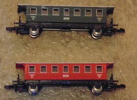 8701 M Rklin 616374043781 Marklin Mini Club Z #8701 Red And #8700 Green Passenger Cars
