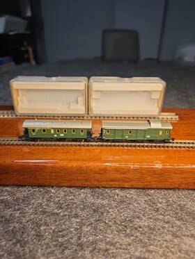 8752 M Rklin 8750/8752 Marklin Mini Club Z-scale 8750 And 1st/2nd Passenger Car / Baggage