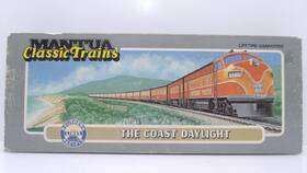221-11 Mantua Classic Trains Ho Southern Pacific Coast Daylight Baggage Passenger Car