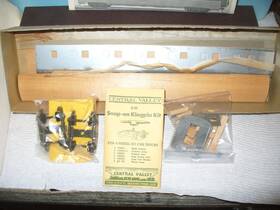 Sleeper-13 Mhp 50024-s #50024-s Ho Ft83 Ft. Bedroom Car Kit With Trucksft-sp Lark-nib
