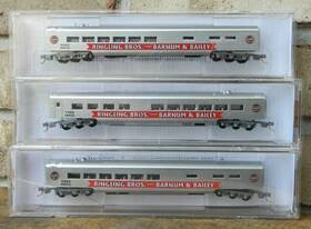 Micro-trains 695140038138 3 Inch N Ringling Bros. And Barnum Bailey 83ft Con Cor Dining Car