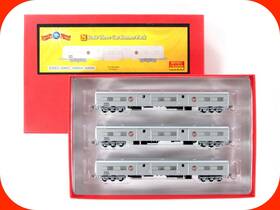 99300041 Micro Trains N Scale Ringling Circus Baggage / Equipment 3-pack