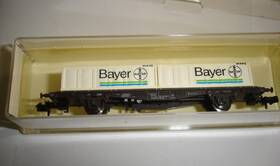 13971 Minitrix N Flat Car With Bayer Container
