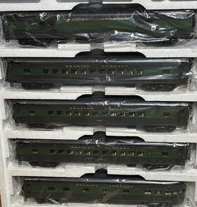 20-65242 Mth Premier Reading 5-car 70 Streamlined Smooth Passenger Set O-scale