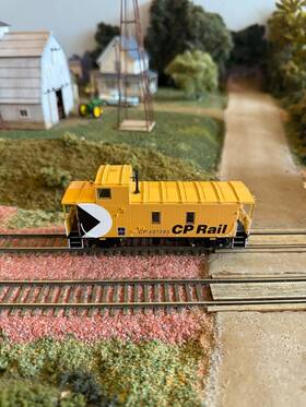 Omi-3813.1 Overland Models Ho Brass Cp Rail Caboose #437293. Factory Finish. Iob. Rare