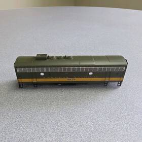 Proto2000 9029 Canadian National Passenger Car Green Yellow Model Train