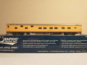 101102 Rapido Ho Milwaukee Road Duplex Sleeper - Zumbro River 1955 Up Paint Scheme