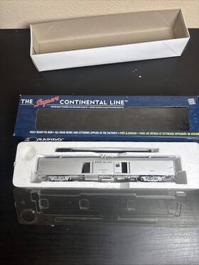 106163 Rapido Ho Baggage - Express Rock Island # 4366 Read Description