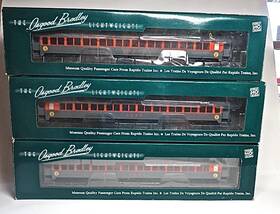 Rapido 109066-2 3 Ho Long Island Railroad Osgood Bradley Dashing Dan 10 Window Coaches