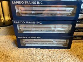 128046 Rapido 54032 Ho Amtrak Phase 4 Horizon Coach Passenger Car - Multiple Numbers