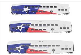 146012 Rapido Trains Ho Scale Bilevel Commuter Cars Set #146012 Trinity Railway Express