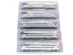 528032 Rapido Horizon Coach 4 And Dinette 1 Undecorated Passenger Cars N Scale