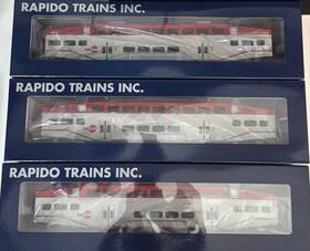 Rap146027 Rapido Ho Scale 3pk Bi Level Commuter Cars Caltrain Set #1 W Dcc/sound Read