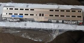 Rapido Trains Inc. 145008-1 Ho Scale Metra Bnsf Double-decker Gallery Cab Car #808 2