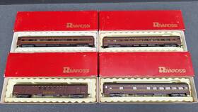 2747-0 Rivarossi 2761-0 4 Ho 2746-0 2741-0 1930 Pennsylvania Tuscan Lighted Cars