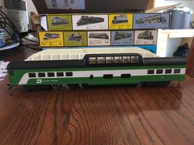 6405-bn Rivarossi Rivarossi/ahm Ho 85ft Vista Dome Coach Burlington Northern