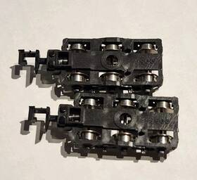 9958 Rivarossi N Scale Heavyweight Passenger Car Trucks With Metal Wheels