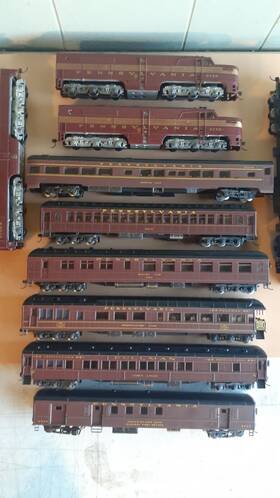 Rt600227 Rivarossi Ho 7 Car Prr Passenger Set - Illuminated Athern Loco And 2 Dummies