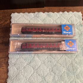 02274f Roco Lot Of 2 N Scale Made In Austria Route Coach Passenger Cars