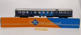 4232a Roco Ho Scale 2nd Class Passenger Coach Car With Advertising Ex/box