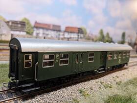 44370 Roco Ho-scale Passenger Car Green Ep. Iv With Passengers 44370 Roco Ho-scale Passenger Car Green Ep. Iv With Passengers