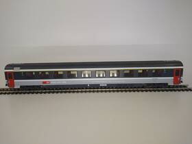 4axle Roco 44471 Ho Sbb Cff Ffs 1 Class Passenger Car With Dc Axles