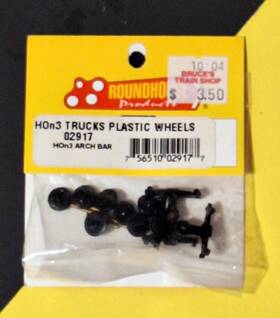 02917 Roundhouse Roundhouse/mdc #02917 Ho/hon3 1 Set/pair Of Arch Bar Trucks With Plastic Wheels New