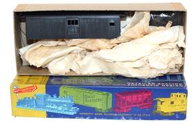 3740 Roundhouse Ho Overton Baggage Car Kit Undecorated Black Nib