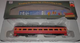 86583 Roundhouse Ho Scale Southern Pacific 1167 Arch-roof Coach Car #86583 86583 Roundhouse Ho Scale Southern Pacific 1167 Arch-roof Coach Car #86583
