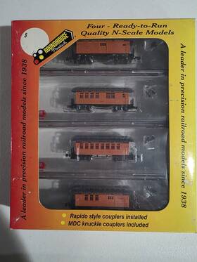 89429 Roundhouse N Scale Milwaukee Ready-to-run Fourpak