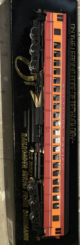 14245 Spectrum Ho Scale Santa Fe Passenger Car Coach Red/silver/black Mpn