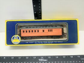 6229-b Vintage Ho Scale Ahm #6229-b Hard To Find Old Time Baggage Car Lettered