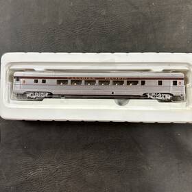 932-6389 Walthers 616374019472 Ho 85ft Budd 52 Seat Coach Cp