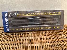 Walthers 616374031054 Pullman Heavyweight 3-2 Observation-lounge - Ready To Run Union Pacific-ho