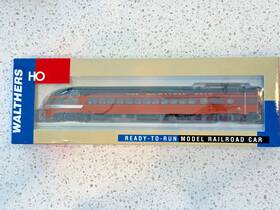 932-9263 Walthers 616374080519 - Milwaukee Road 261 Excursion Skytop Lounge Cedar Rapids