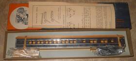 7610 Walthers Ho 80ft Diner Monitor Roof Ltc